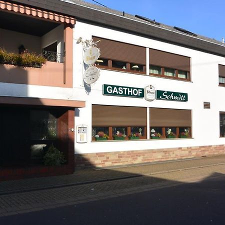 Gasthof Schmitt Hotel Merzig Bagian luar foto